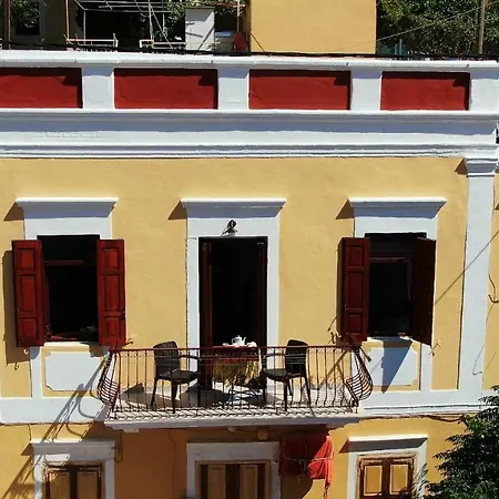 Pitini Vila Symi